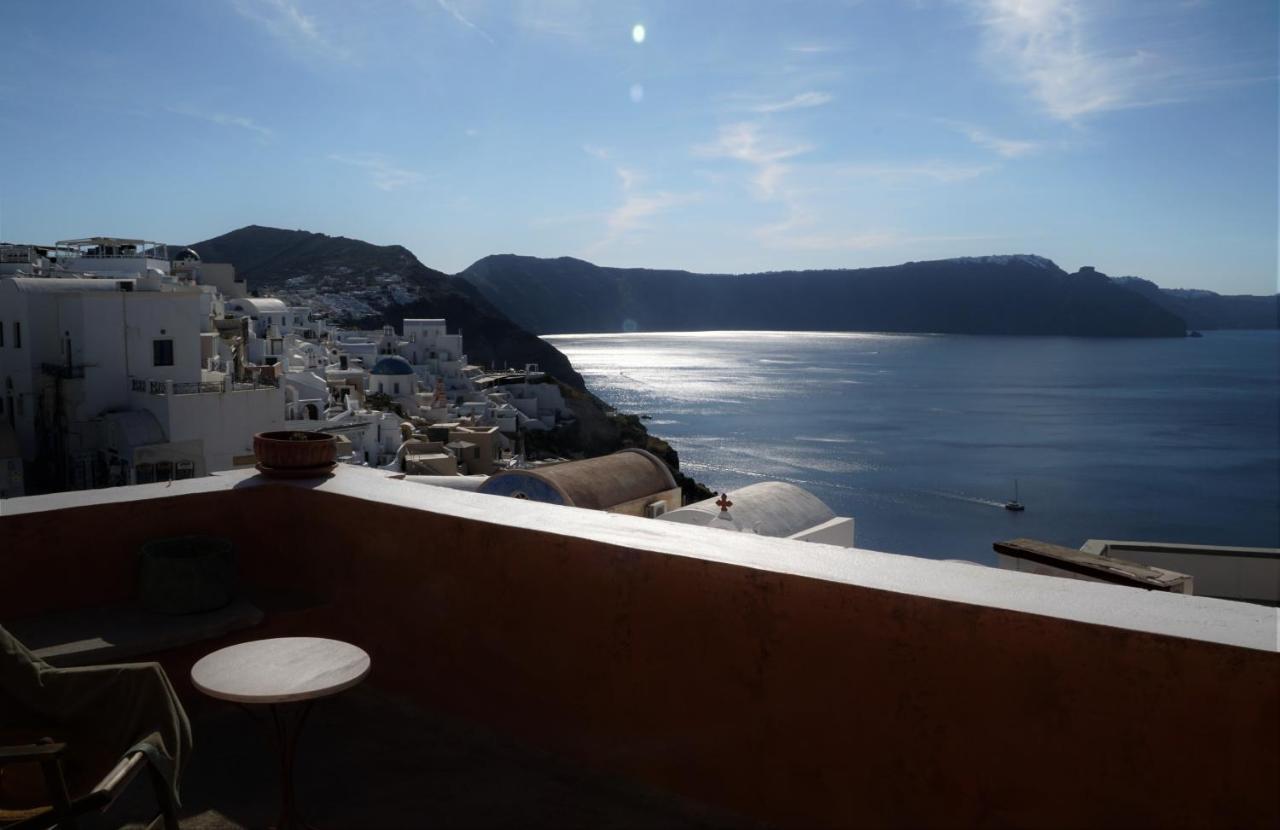 Villa Oasis Oia With Caldera View Екстер'єр фото