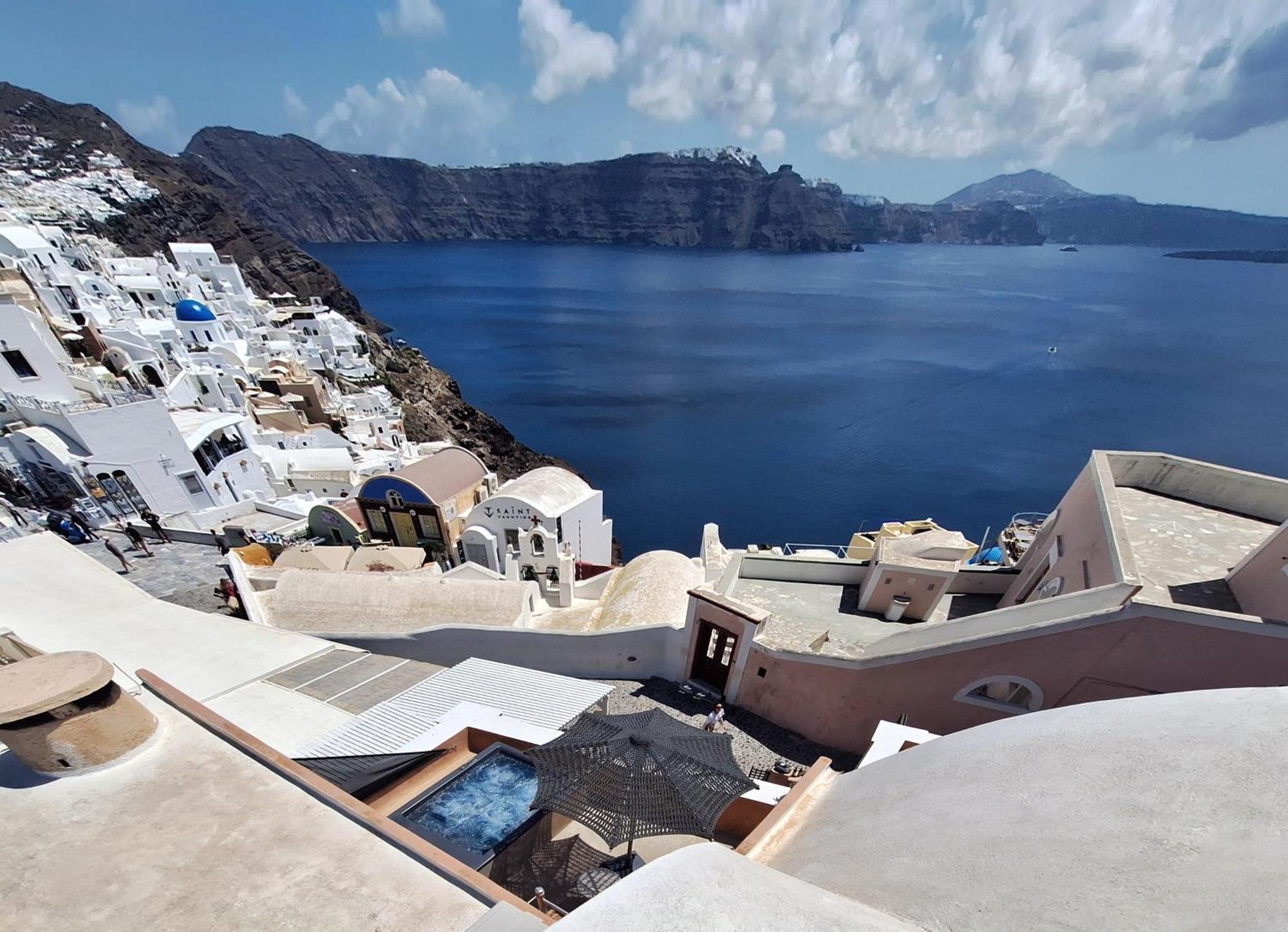 Villa Oasis Oia With Caldera View Екстер'єр фото