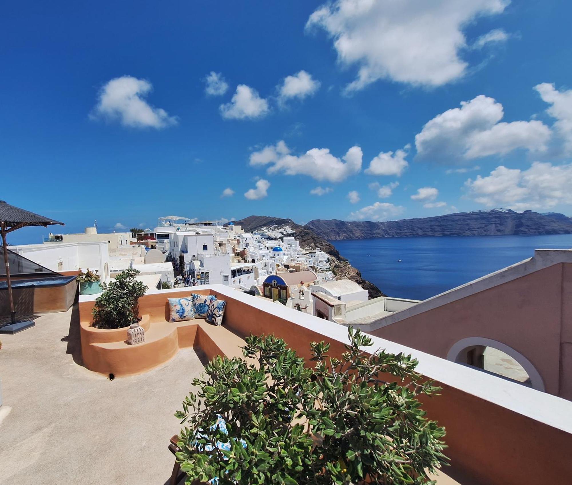 Villa Oasis Oia With Caldera View Екстер'єр фото